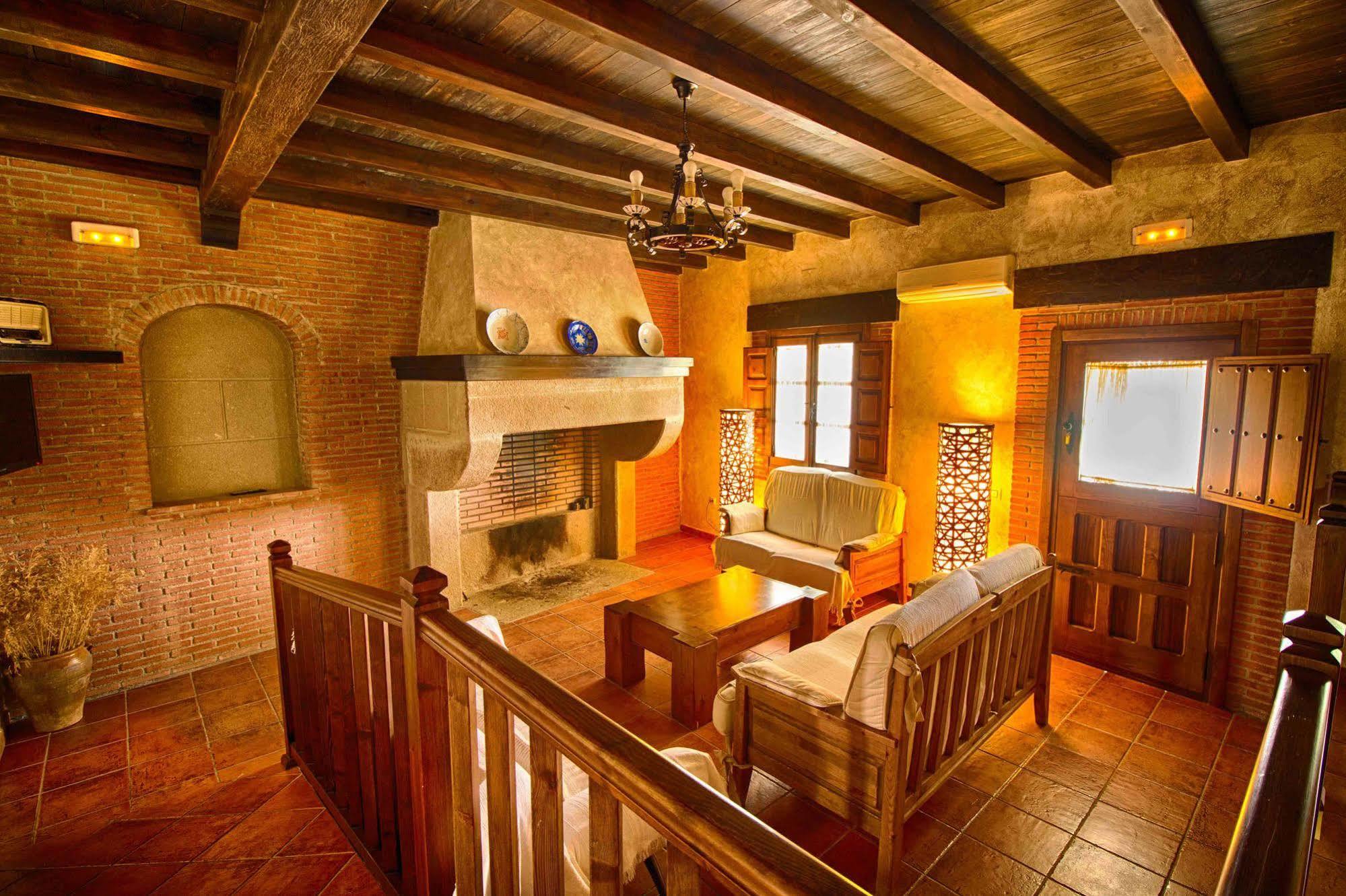 Casa Rural Tia Tomasa Malpartida De Plasencia Exterior foto
